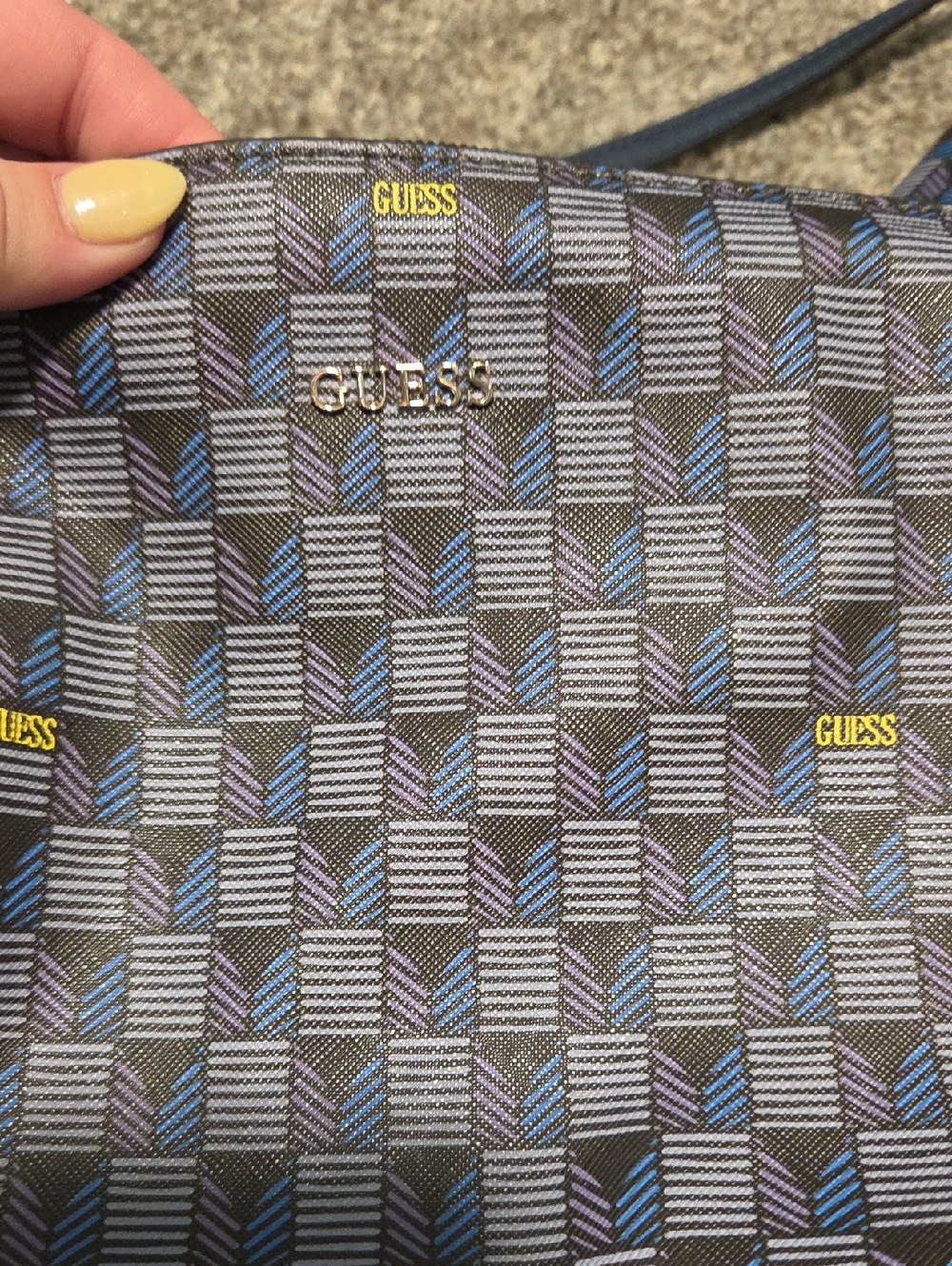 GUESS Navy Blue Checker Tote with Matching Pouch - Picture 6 of 6